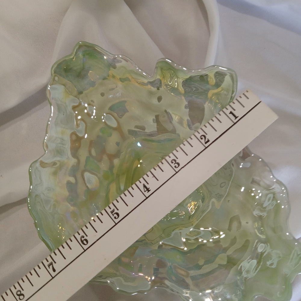 9" Green Textured Glass Oyster Shell Dish
